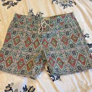 J. Crew Multicolor Geometric Men’s Swim Trunks - Unlined Size 33 waist